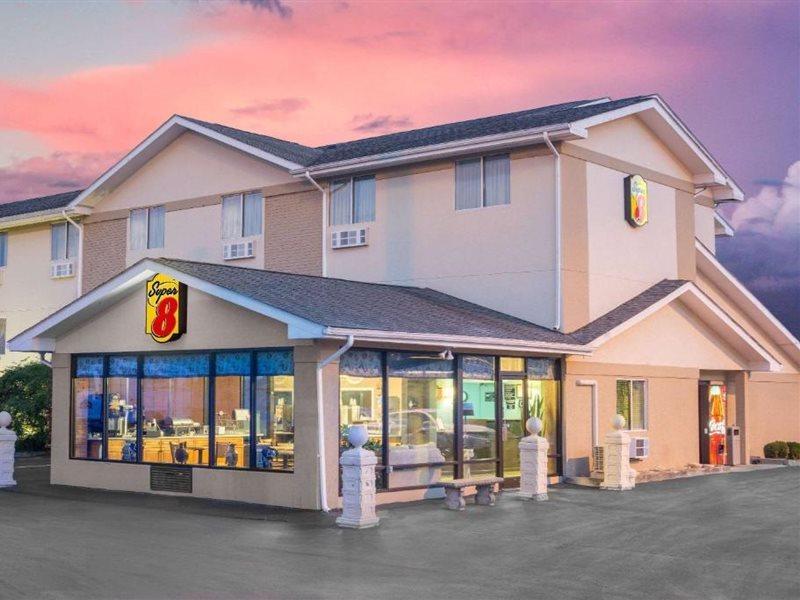 Super 8 By Wyndham Ky Motel 2*